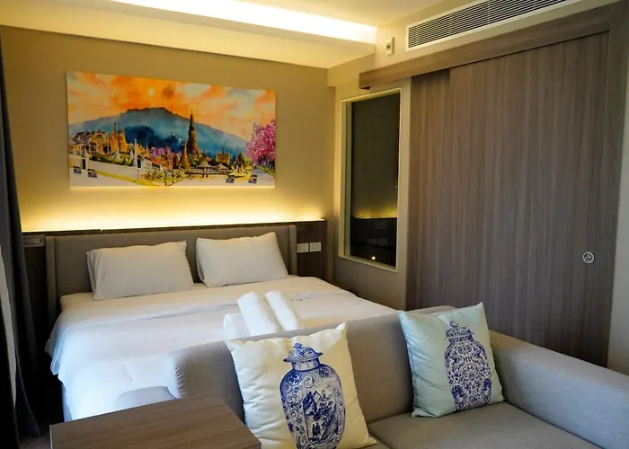 Urbitia Thonglor *